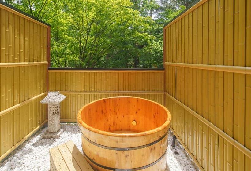 کابین, Fujiyama Inn Conifer