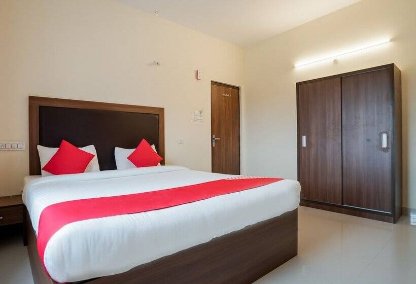 Номер Стандарт, Super Hotel O Gokul Grand Near Sr Nagar Police Station