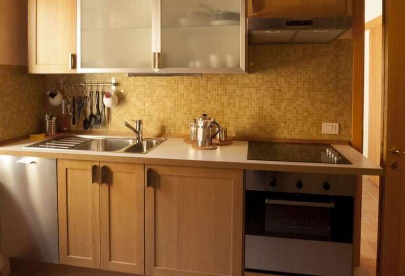 شقة غرفة واحدة, Solimago Dimora Storica