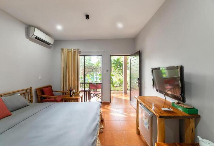 اتاق لوکس با چشمانداز استخر, An Nhien Retreat