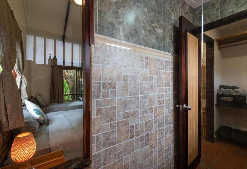 اتاق استاندارد سه تخته با چشمانداز باغ, An Nhien Retreat