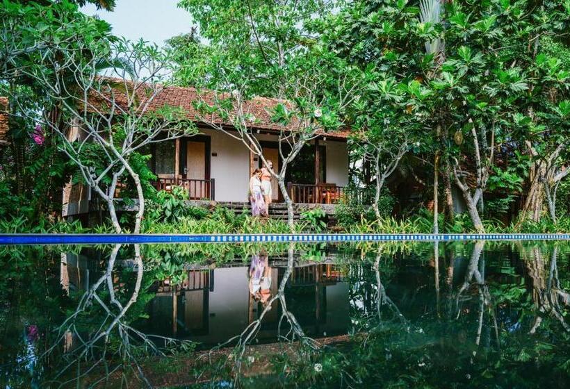 اتاق لوکس با چشمانداز استخر, An Nhien Retreat