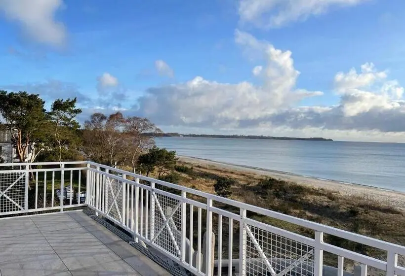 オーシャンビュースタンダードルームバルコニー付き, Strandhotel Dünenhaus
