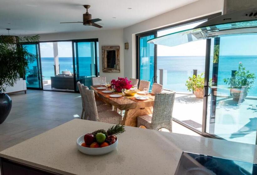 غرفة قياسية مطلّة علي البحر, Tamarind Hills Resort & Villas