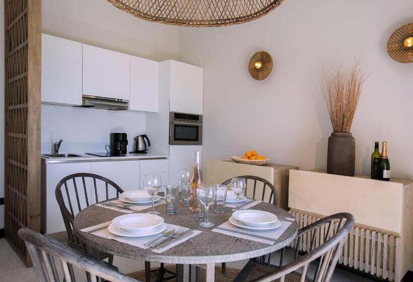 جناح مطلّ علي البحر, Tamarind Hills Resort & Villas