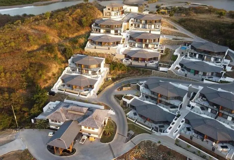 سوییت با چشمانداز دریا, Tamarind Hills Resort & Villas