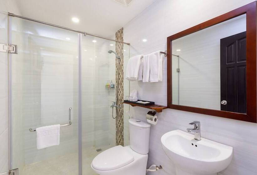 اتاق لوکس, Bcons Riverside Hotel Binh Duong