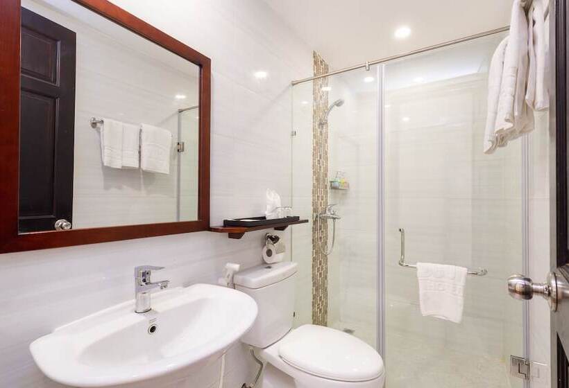 اتاق لوکس, Bcons Riverside Hotel Binh Duong