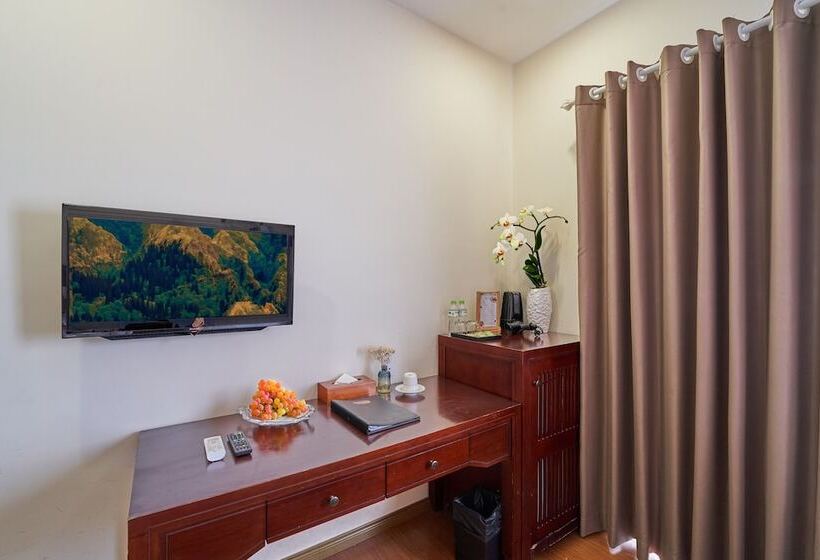 اتاق لوکس, Bcons Riverside Hotel Binh Duong