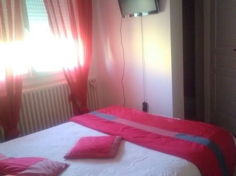 Номер Стандарт, Chambres D Hotes Beziers