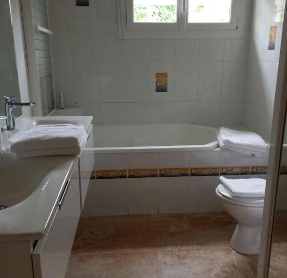 Номер Стандарт, Chambres D Hotes Beziers