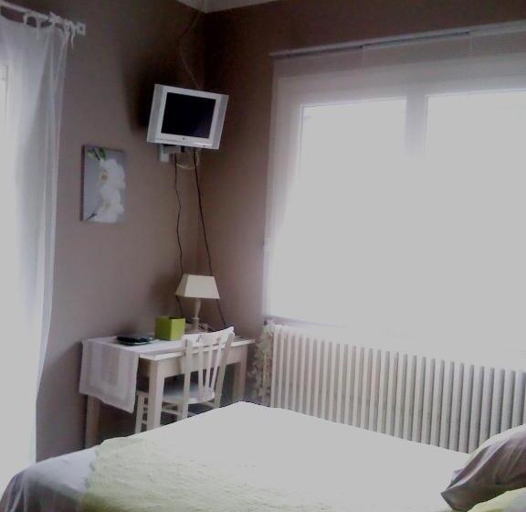 Номер Стандарт, Chambres D Hotes Beziers