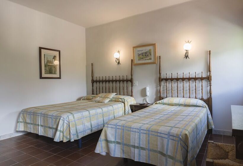 스탠다드 룸, Cardós