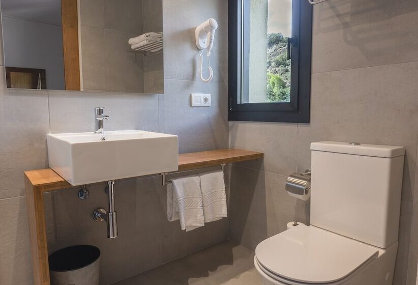 4인용 스탠다드 룸, Cardós