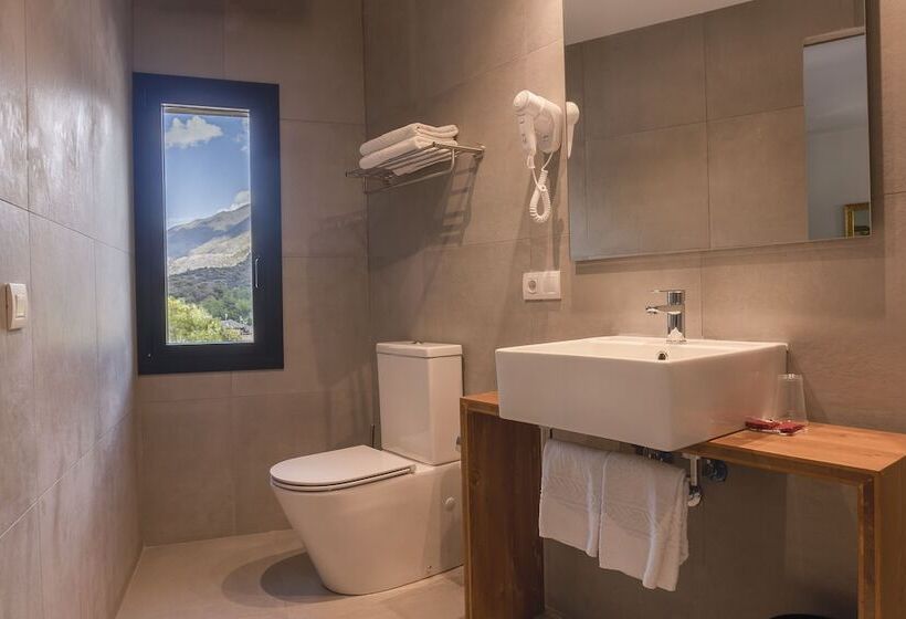 スタンダード４人部屋, Cardós