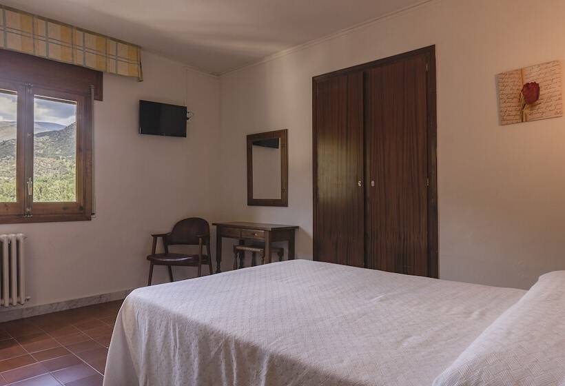 스탠다드 싱글 룸, Cardós