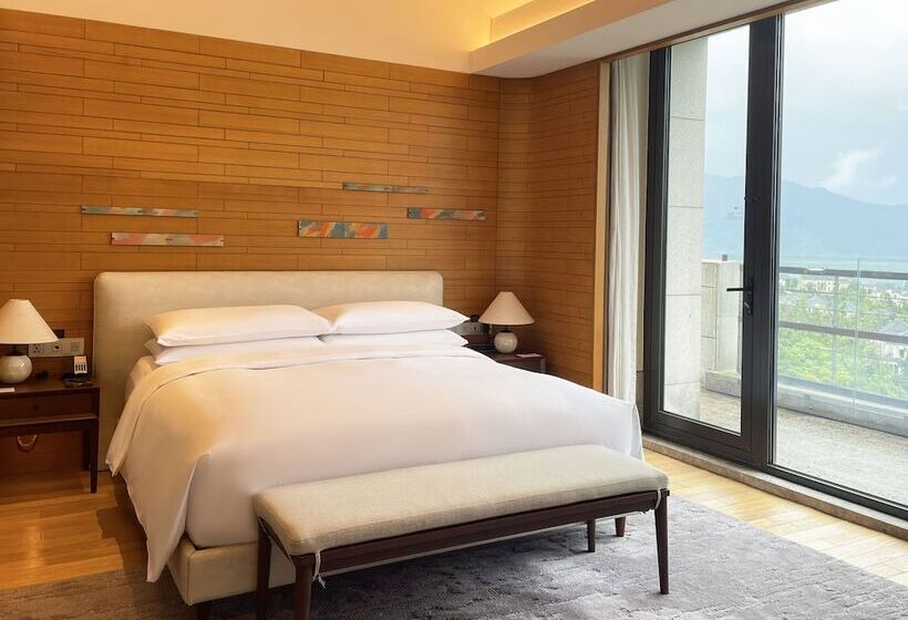 جناح ديلوكس, Conrad Hangzhou Tonglu