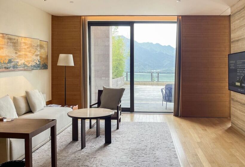 Люкс Повышенной Комфортности, Conrad Hangzhou Tonglu
