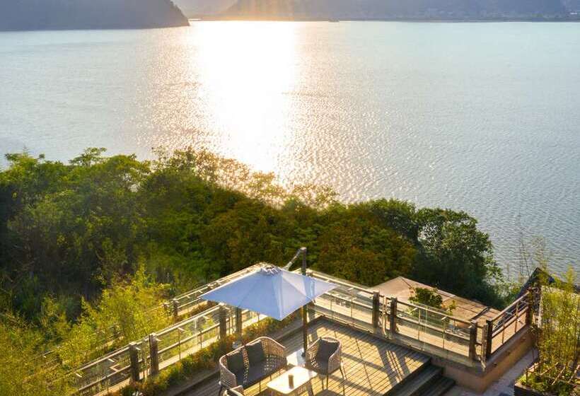 جناح ديلوكس سرير كينج, Conrad Hangzhou Tonglu