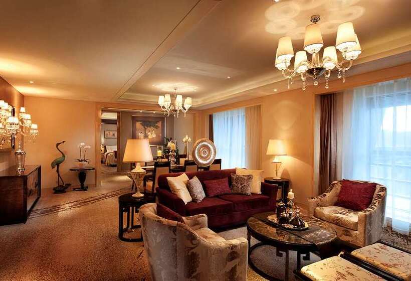 Люкс Deluxe Кровать Кинг, Conrad Hangzhou Tonglu