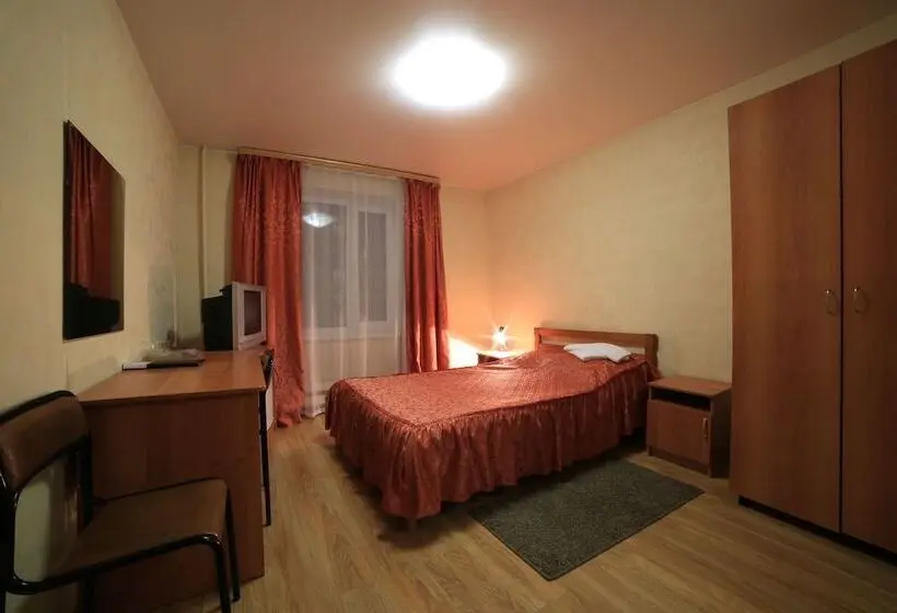 Chambre Standard Individuelle, Gerda