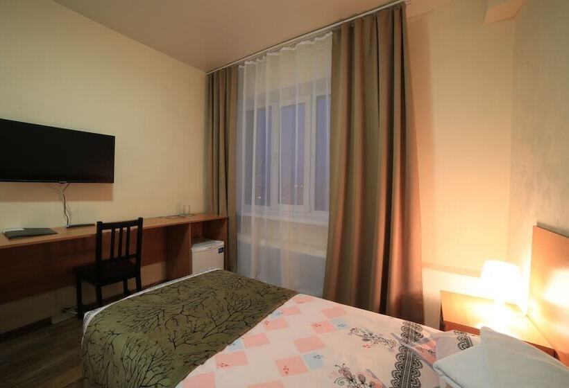 חדר קומפורט, Gerda