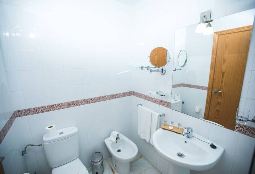 Standard-huone, Nómadas