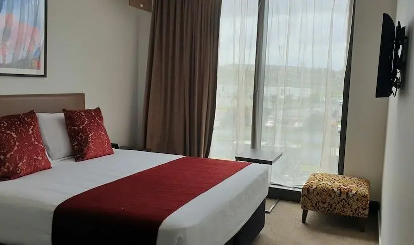 اتاق لوکس, Ramada Suites By Wyndham Auckland Manukau Pacfic Centre
