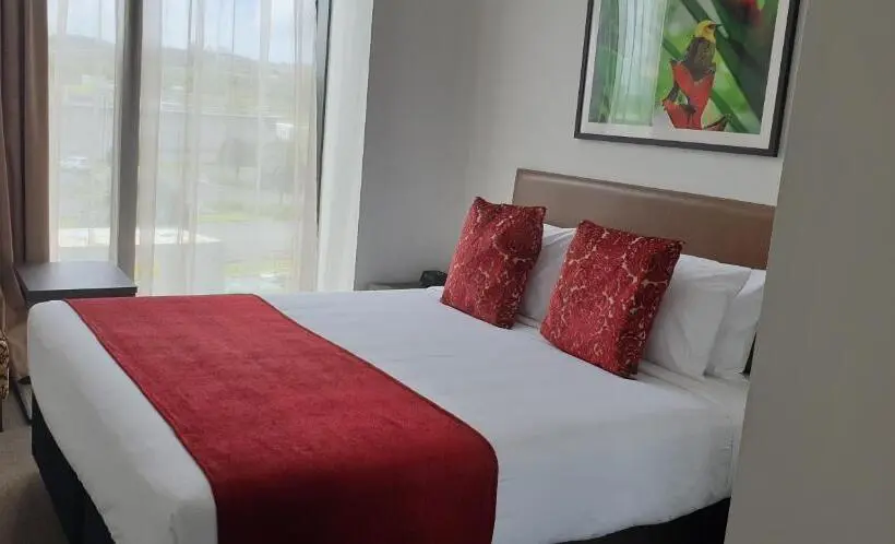 اتاق لوکس, Ramada Suites By Wyndham Auckland Manukau Pacfic Centre