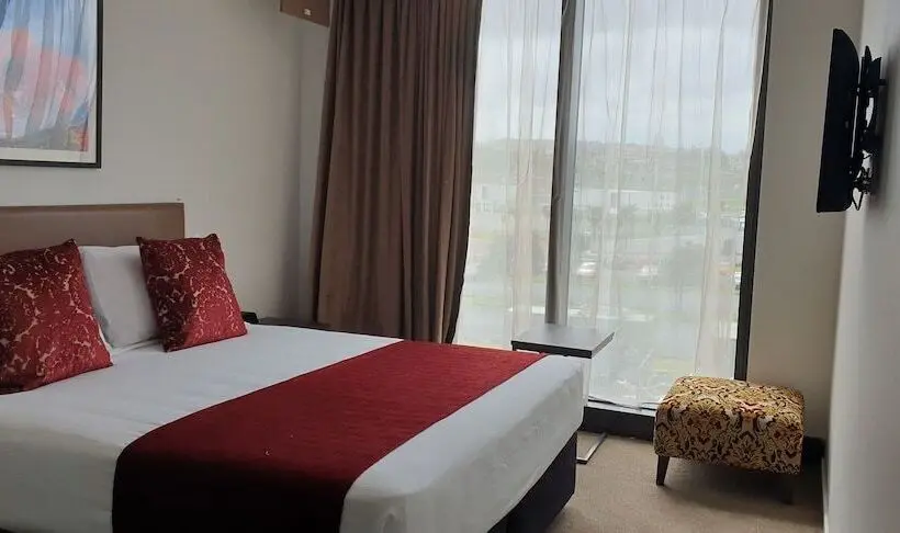 استودیوی لوکس, Ramada Suites By Wyndham Auckland Manukau Pacfic Centre