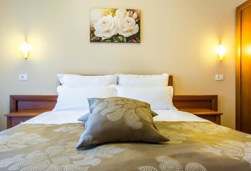 آپارتمان 1 خوابه, Villa Milcetic