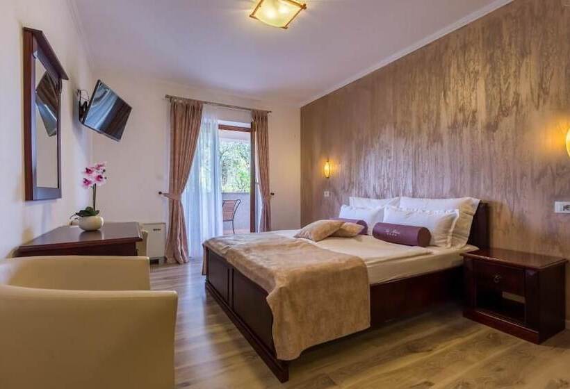 غرفة قياسية مطلّة علي الحديقة, Villa Milcetic