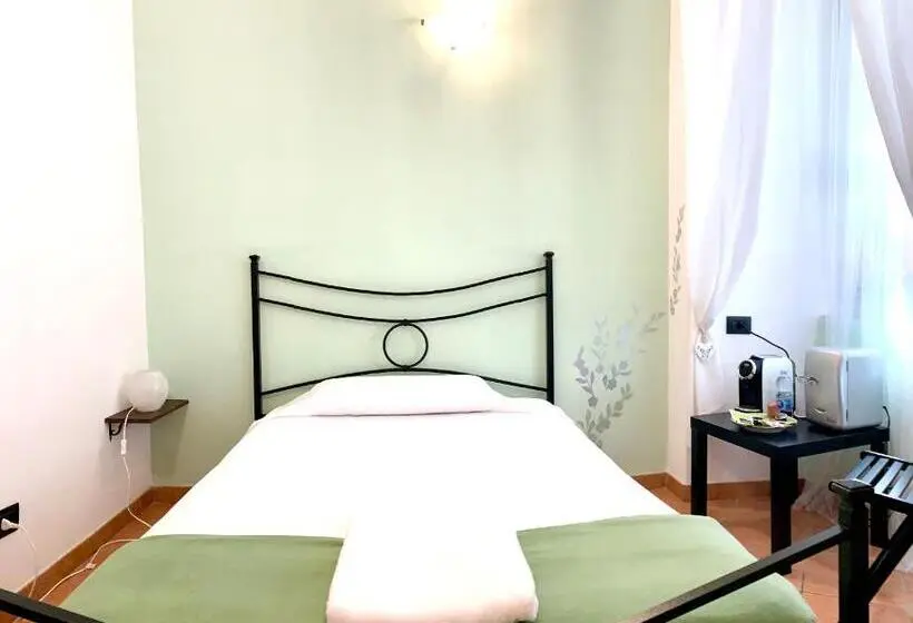 Standard Yhden Hengen Huone, Affittacamere Virginia S Rooms