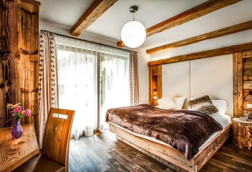 2ベッドルームデラックスアパートメント, Alpine Mountain Chalet