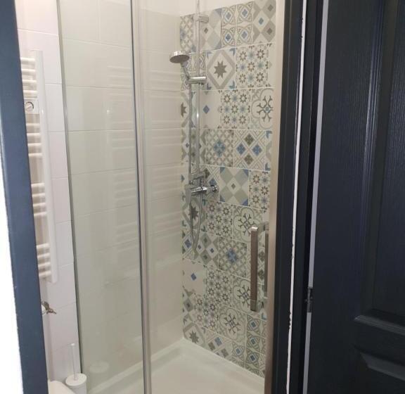 수피리어 스튜디오, Casa