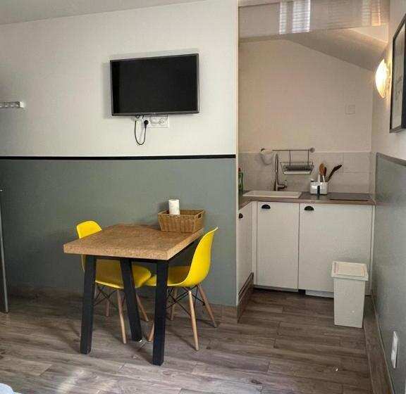 스탠다드 스튜디오, Casa