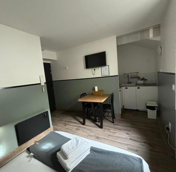 스탠다드 스튜디오, Casa