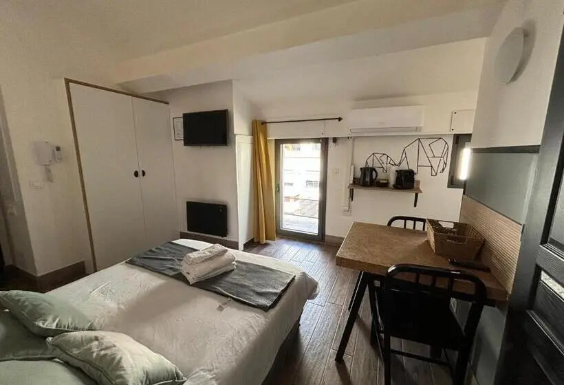 バルコニー付き１ベッドルームアパートメント, Casa