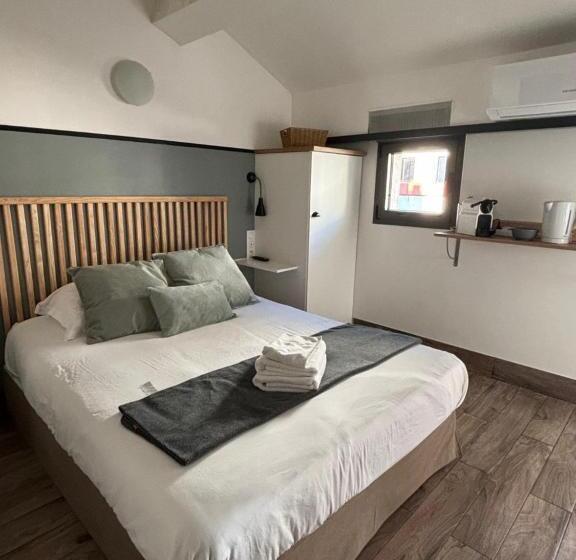 수피리어 스튜디오, Casa