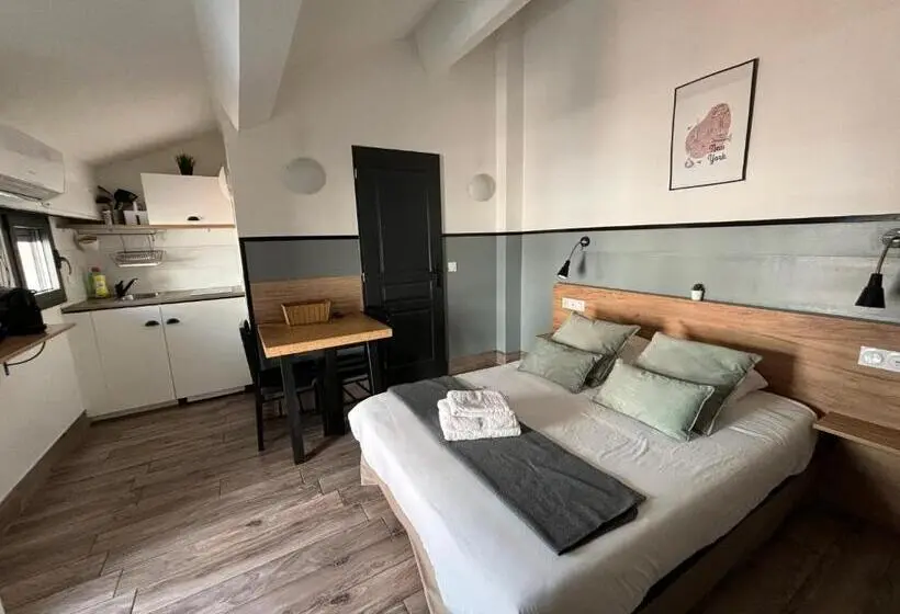 バルコニー付き１ベッドルームアパートメント, Casa