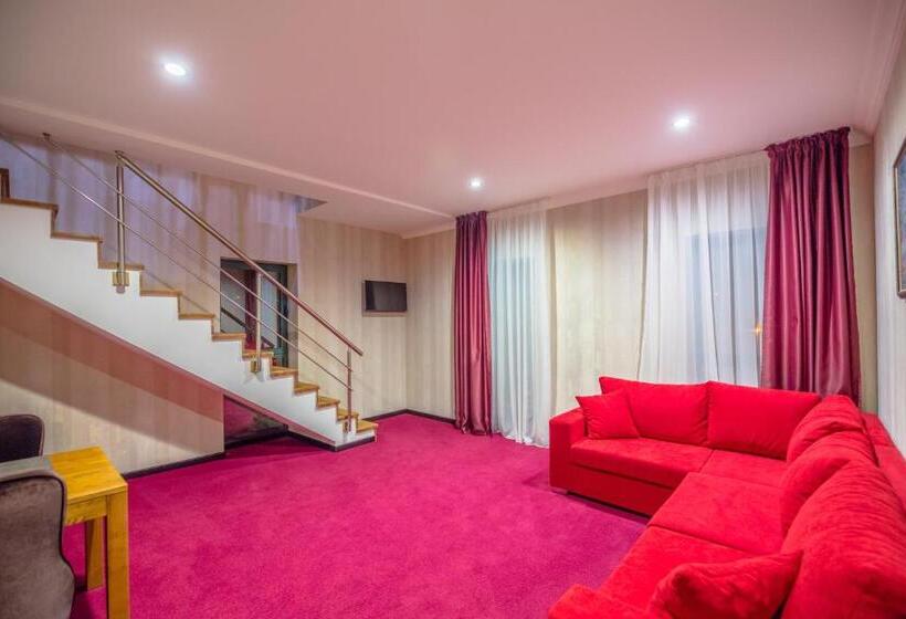 1 Bedroom Penthouse Apartment, Kopala Tskneti
