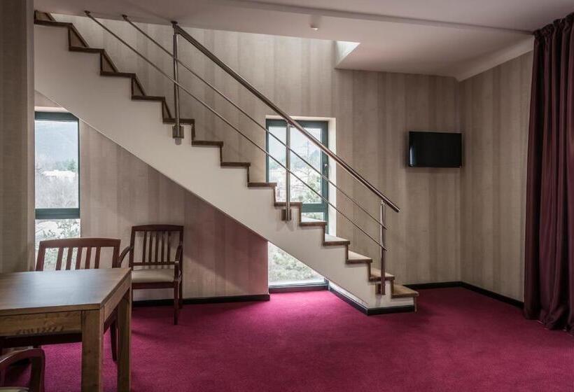 1 Bedroom Penthouse Apartment, Kopala Tskneti