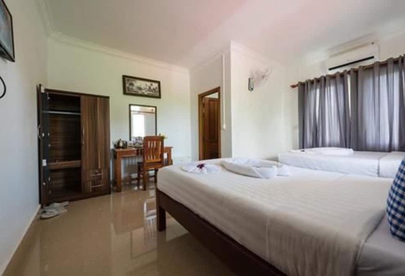 اتاق لوکس, Nika's House