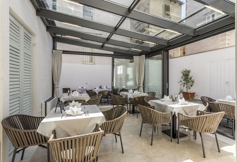 Superior-huone, Residence Stine