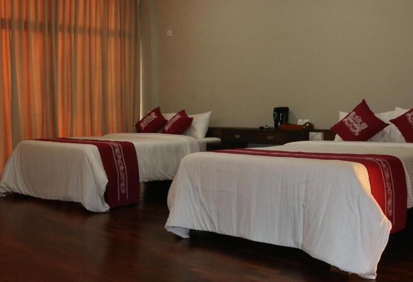سوییت خانوادگی, Lilara Hills   Diyatalawa