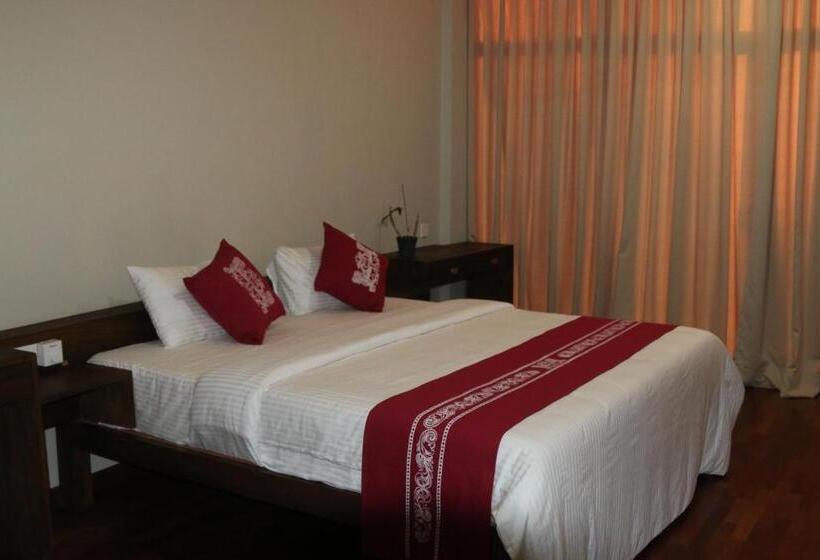 Quarto Deluxe com Balcão, Lilara Hills   Diyatalawa