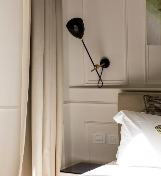 חדר בסיסי, Parisii Luxury Relais Rome