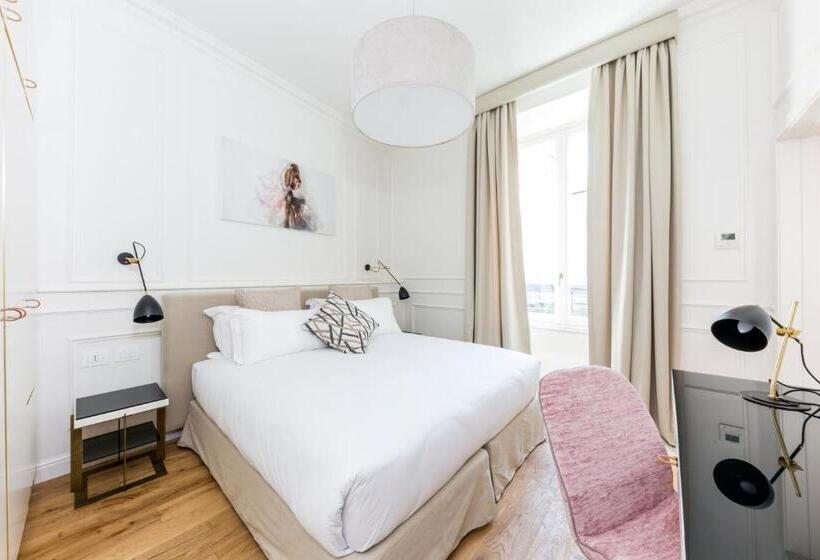 חדר דלוקס, Parisii Luxury Relais Rome