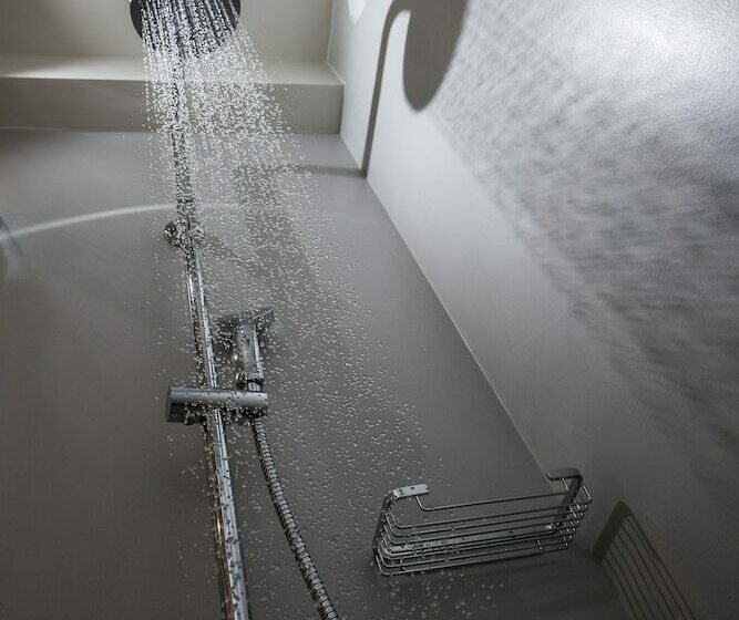 スイート, Urban Nest   Suites & Apartments