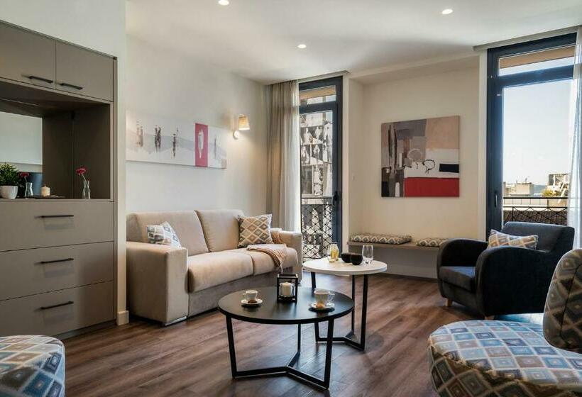 エクゼクティブスイート, Urban Nest   Suites & Apartments